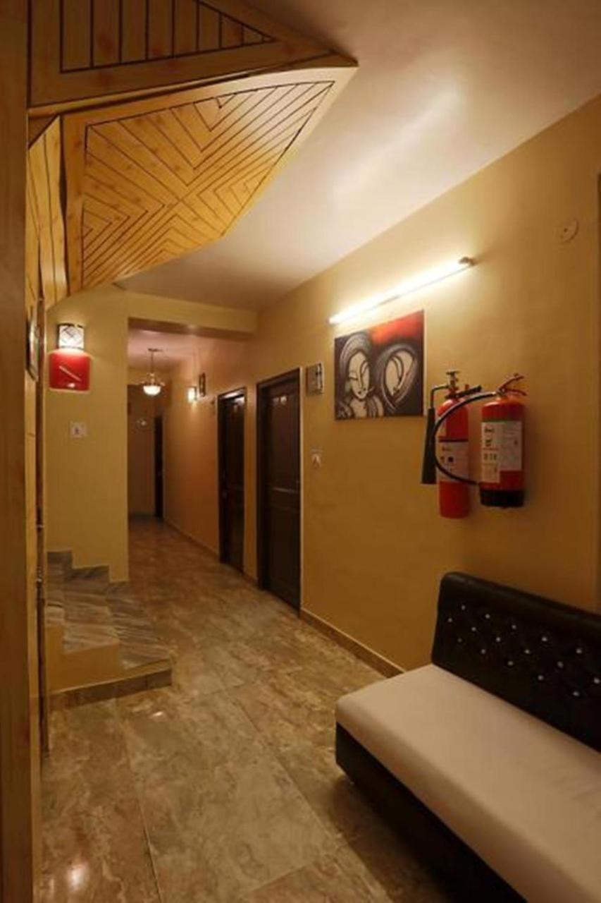 Harmony Purple Mall Road Hotel Shimla Ngoại thất bức ảnh